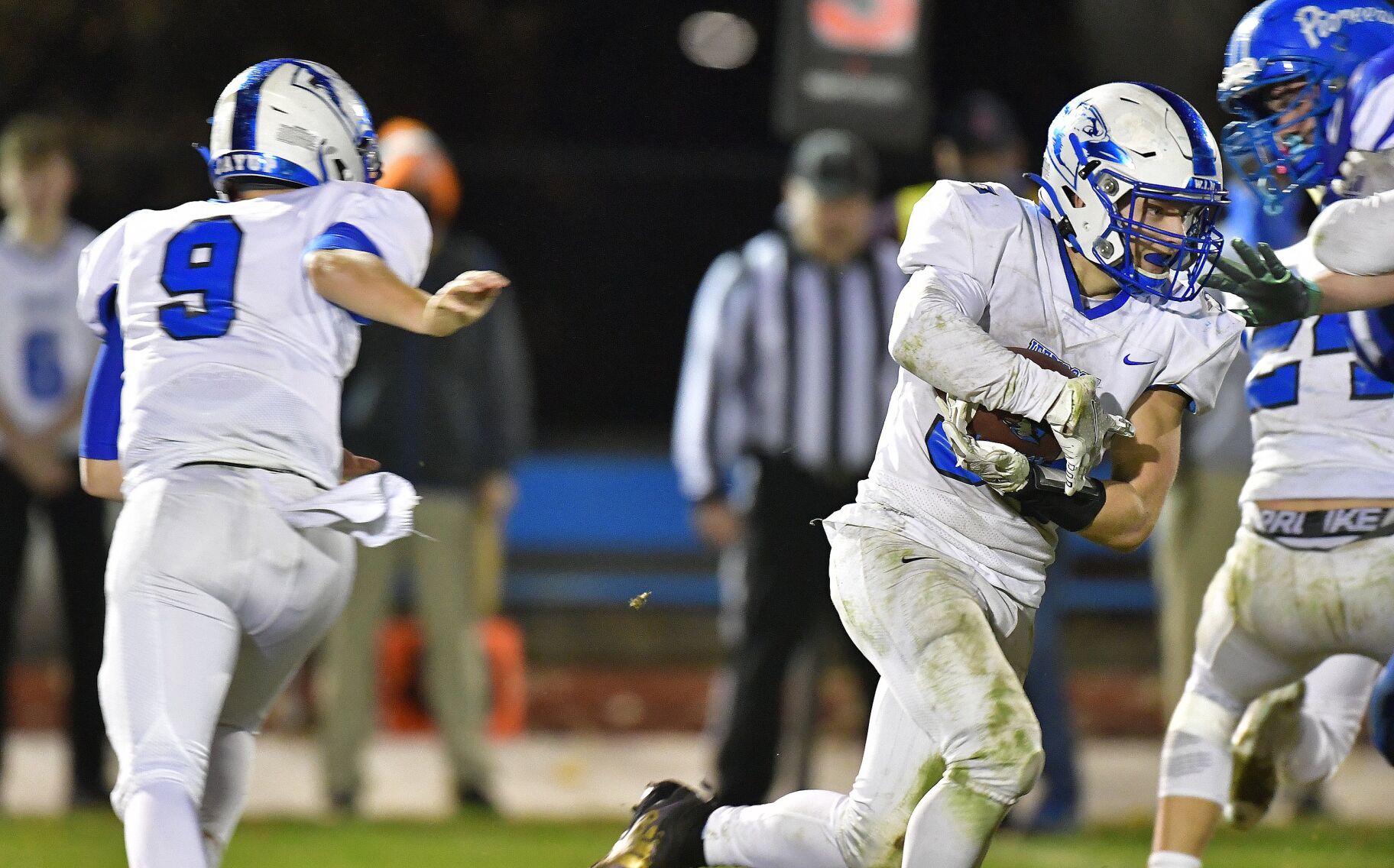 Duchesne vs Jefferson in a Class 2 state quarterfinal football game
